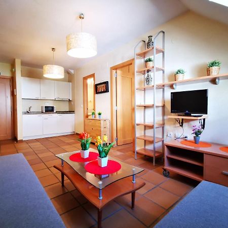 Imeda Apartamentos Arttyco Con Parking Sierra Nevada Bagian luar foto